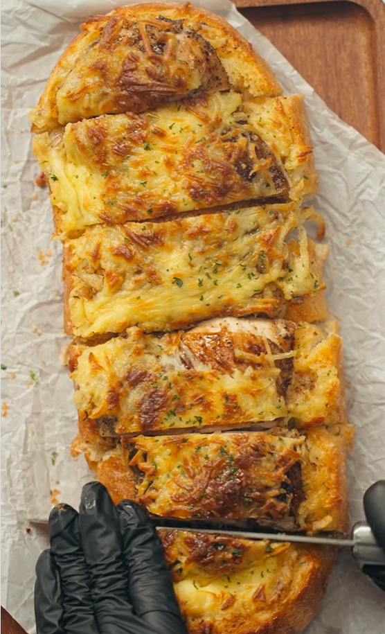 Cheesy Chicken Thigh Sandwich