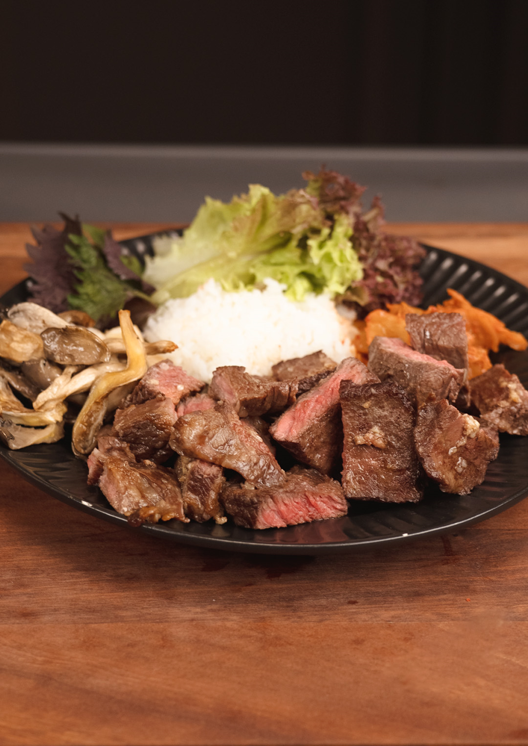 Charcoal-Grilled Short Ribs