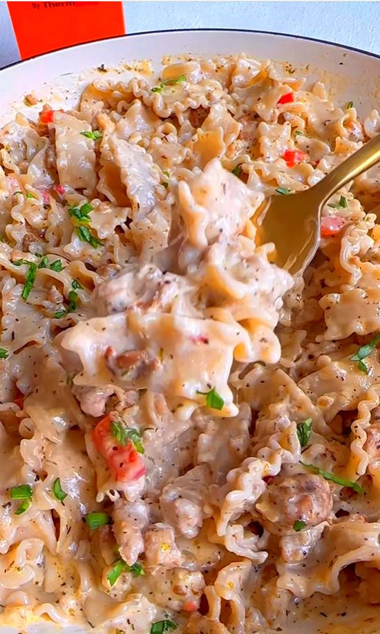 Creamy Chicken & Sausage Alfredo Pasta