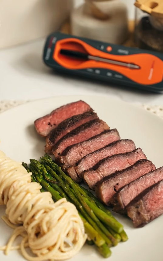 Steak Alfredo Pasta