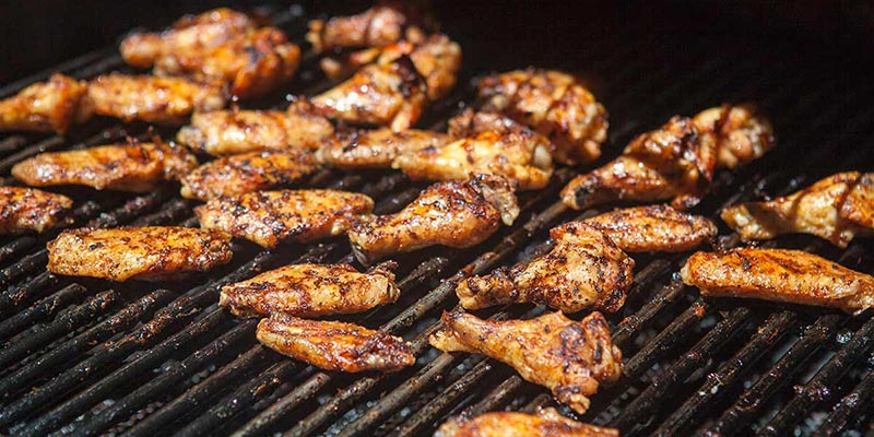 Grilling BBQ Chicken Wings
